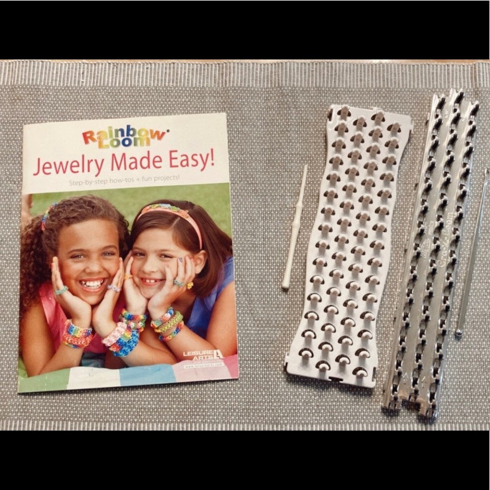 Fun/Rainbow Loom Jewelry Bands
